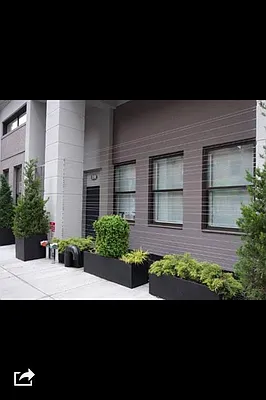 Rented by R New York | media 40