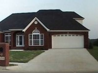 604 Avalon Dr, Hartselle, AL 35640