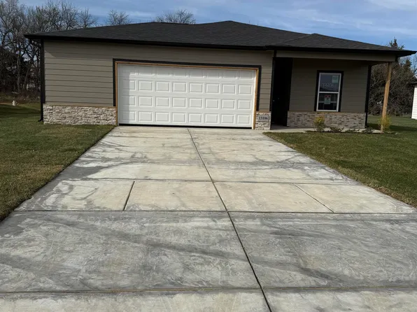 13106 E Spring Valley St, Wichita, KS 67230