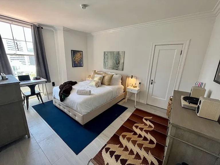 702 Ash St #500 — Photo 16