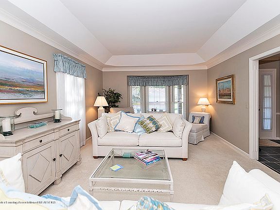 3rd image of 1211 Windgate Dr