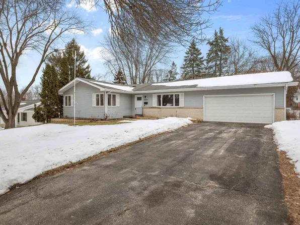 2605 Ravenswood Road, Madison, WI 53711