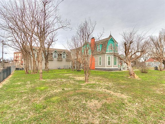 5th image of 506 S Evans Ave