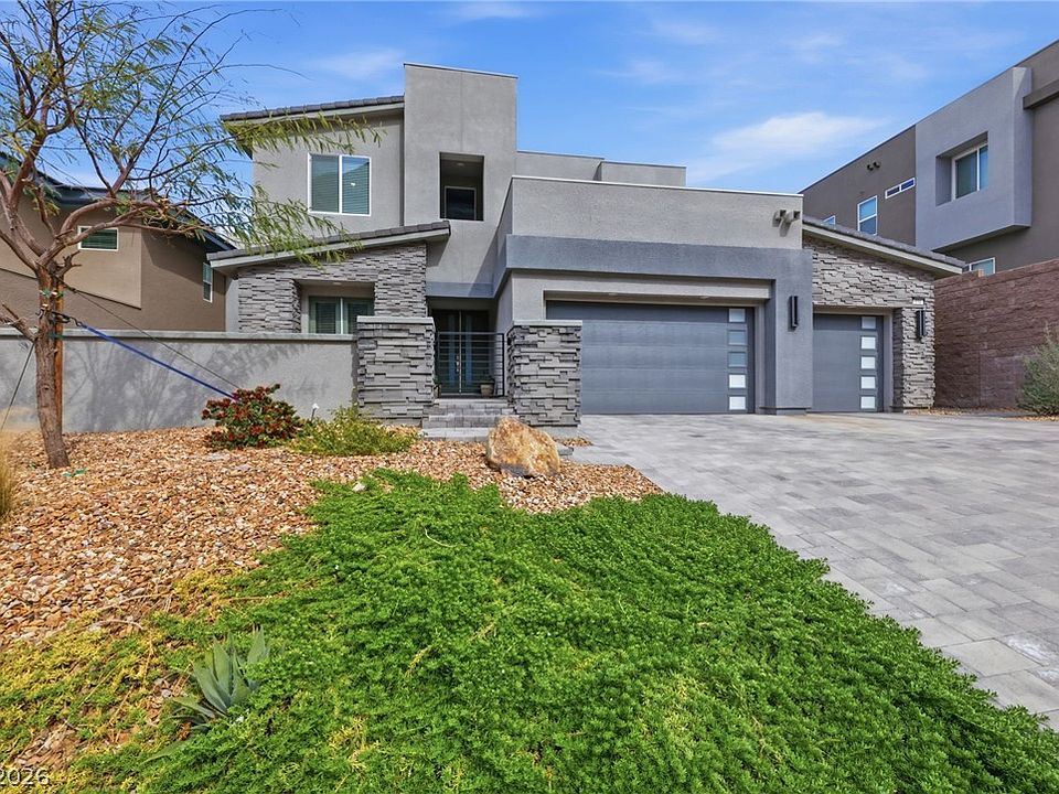 1st image of 334 Natoire Ct