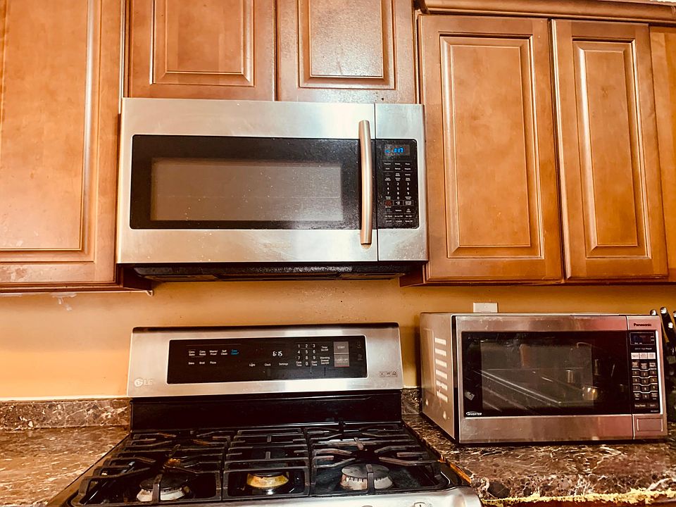 1st image of 17151 Roscoe Blvd Unit 9