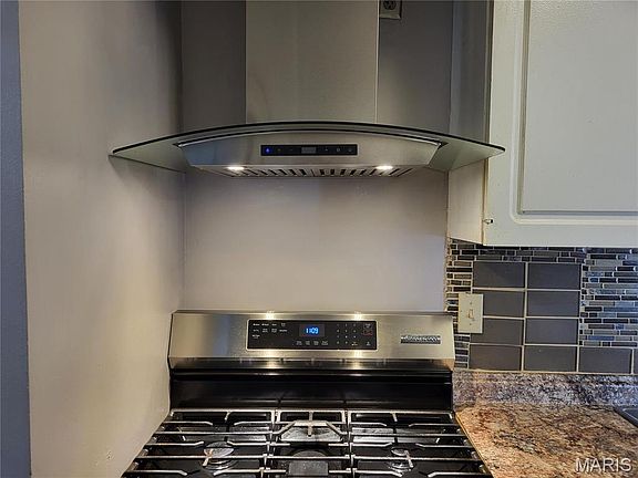 5th image of 11157 Whispering Oaks Dr