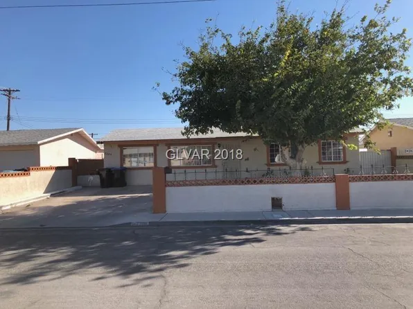 2204 Travis St, North Las Vegas, NV 89030