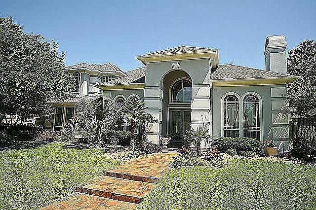 1st image of 5929 Willowross Way