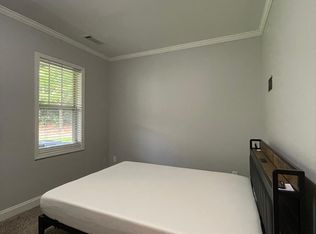 1964 Sterling Oaks Cir, Atlanta, GA 30319