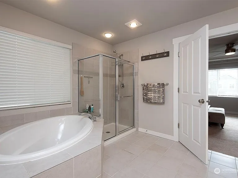 3304 104th Ave NE — Photo 28