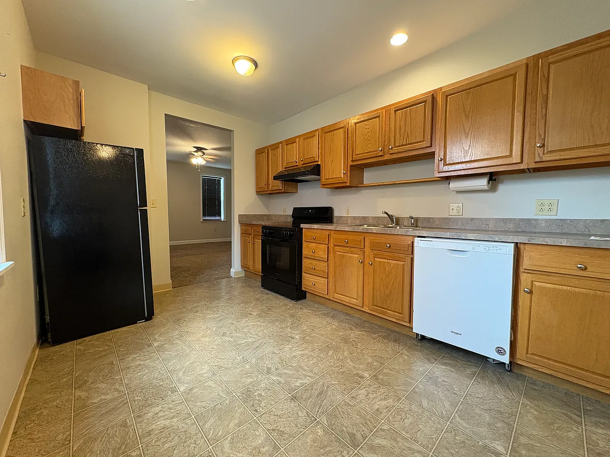 Building Photo - 41 E Market St #1