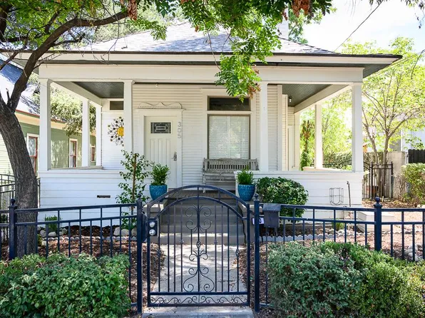 305 S Eureka St, Redlands, CA 92373