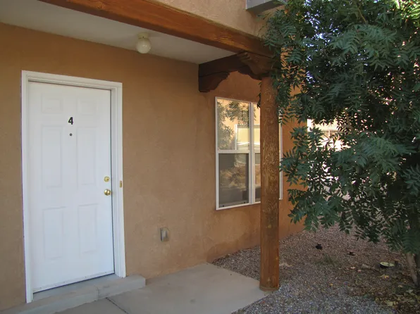 321 Geraldine Loop SE Unit 4, Rio Rancho, NM 87124