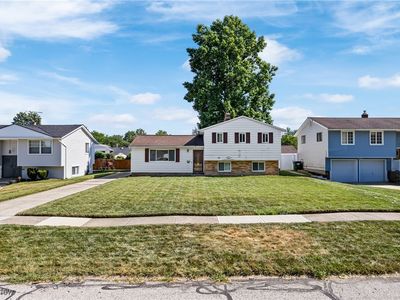 24634 Robinia Dr, Bedford Heights, OH, 44146