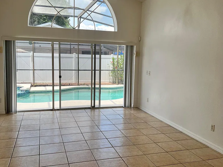 1646 Oak Hill Trl — Photo 18