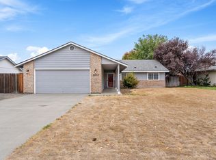 2508 S Highlands Blvd, West Richland, WA