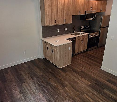 3rd image of 1559 N Santa Fe Ave #208