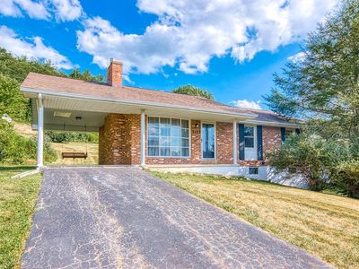 2112 Fire Tower Rd, Christiansburg, VA, 24073