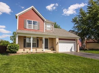 2393 N Rosewood Ln, Round Lake Beach, IL