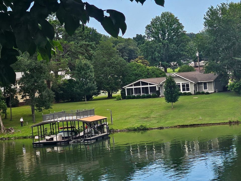 1st image of 659 Westwood Ln