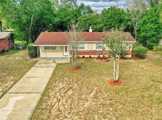6126 Whiteway Dr, Temple Terrace, FL 33617