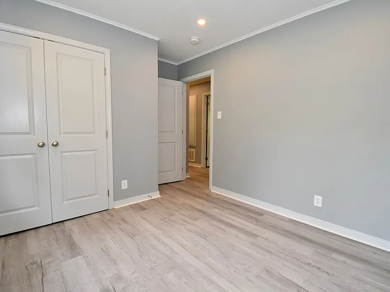 1309 Robinette Dr — Photo 12