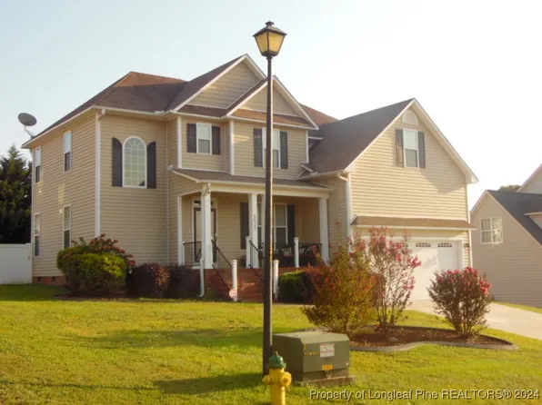 6025 Goldenrain Dr, Fayetteville, NC 28314