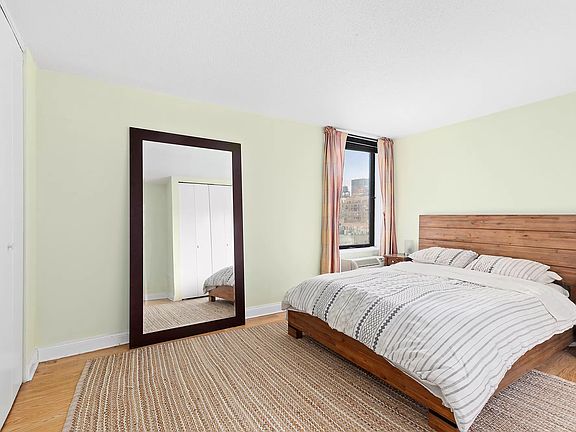 5th image of 1623 3rd Ave APT 10C