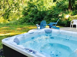 115 Posnegansett Ave, Warwick, RI 02888