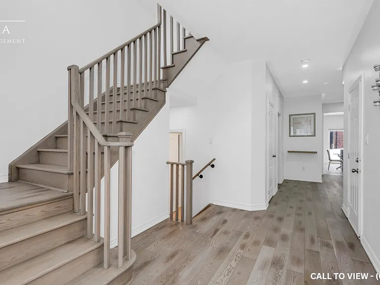 1252 Peelar Cres — Photo 11