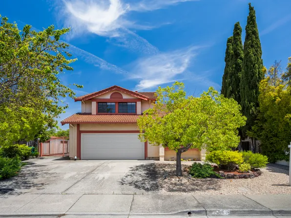 106 Jasper Ct, Hercules, CA 94547