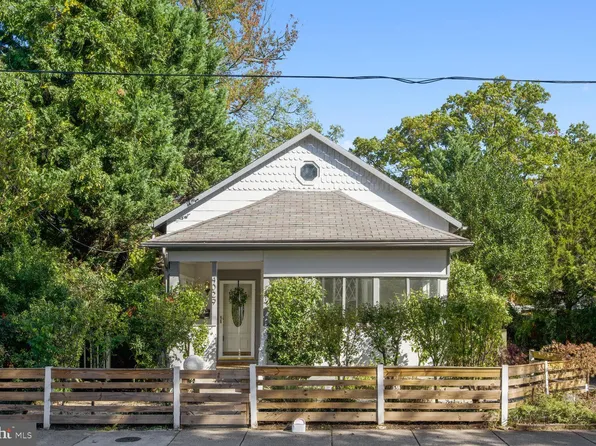 4029 34th St, Mount Rainier, MD 20712
