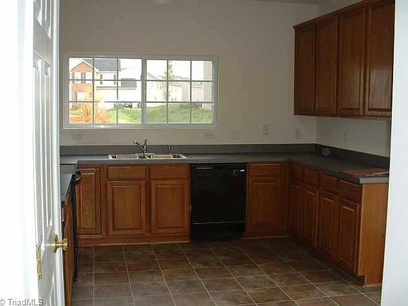 3rd image of 5006 Mystic Oak Dr