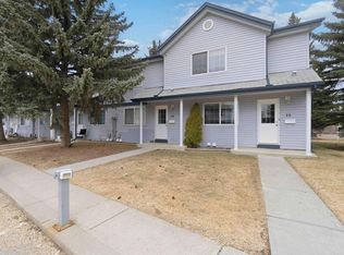 Spruce Hills, Spruce Grove, AB T7X 1R4