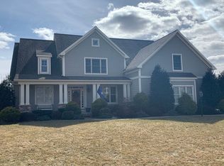 669 Springhouse Dr, Lewisburg, PA 17837