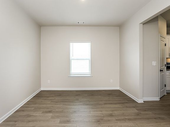 5th image of 231 Darter Ct