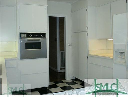 4th image of 6401 Habersham St Unit 8A