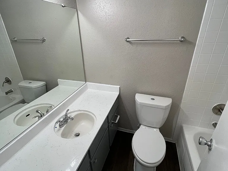 Serena Village 1 Apartments — Photo 12