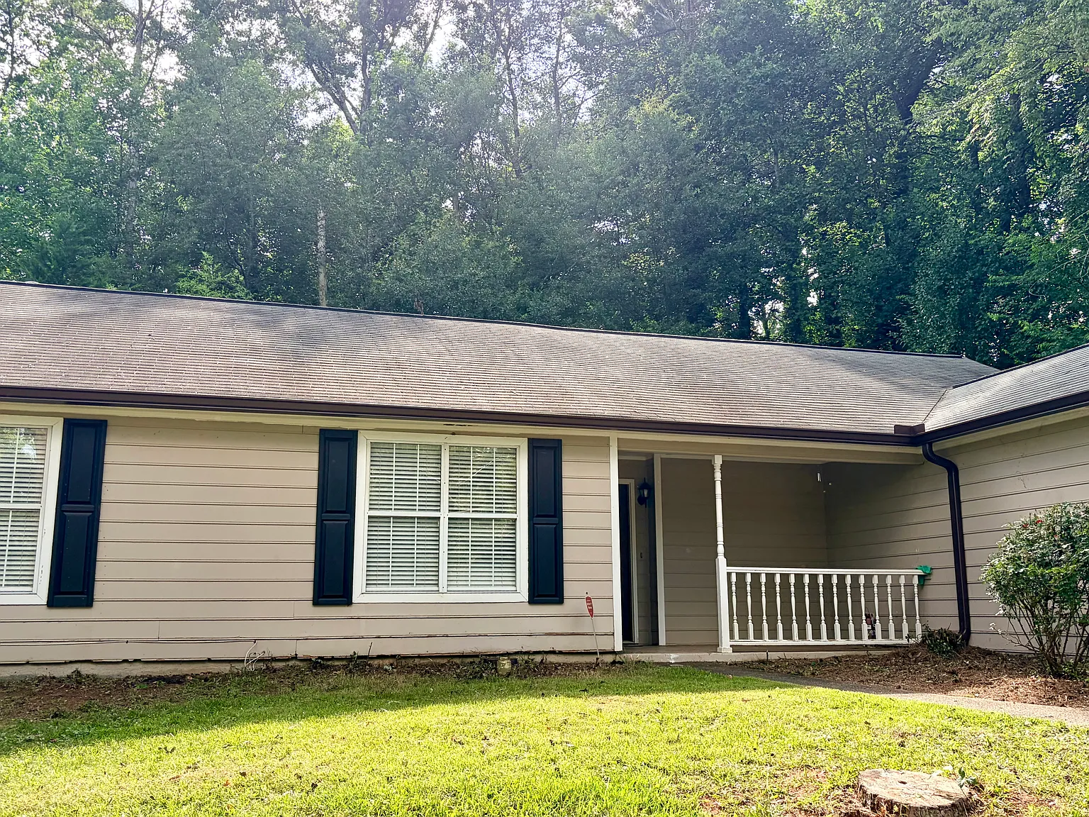 4933 Turtle Rdg NE — Photo 2