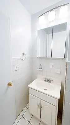 Rented by Urban Real Estate Inc | media 11