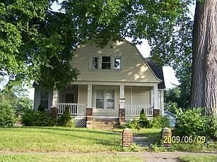 1st image of 656 Arlington Ave