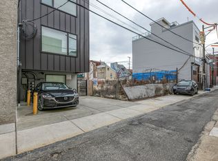Brand New Luxury Apartments, Philadelphia, PA 19122