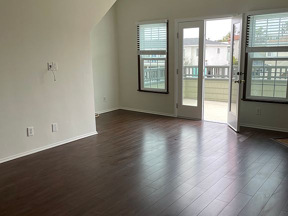 4th image of 1732 Hermosa Ave #B