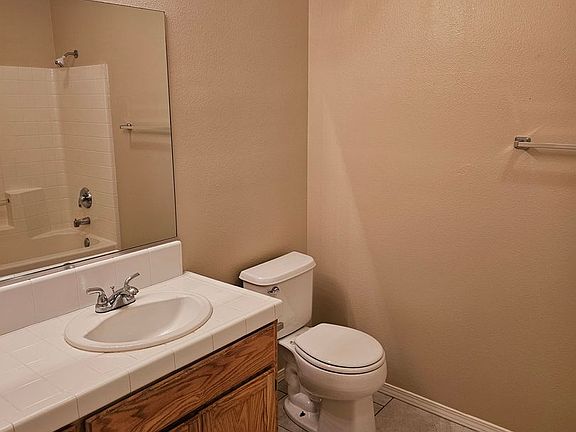 5th image of 1630 E Knight Ct