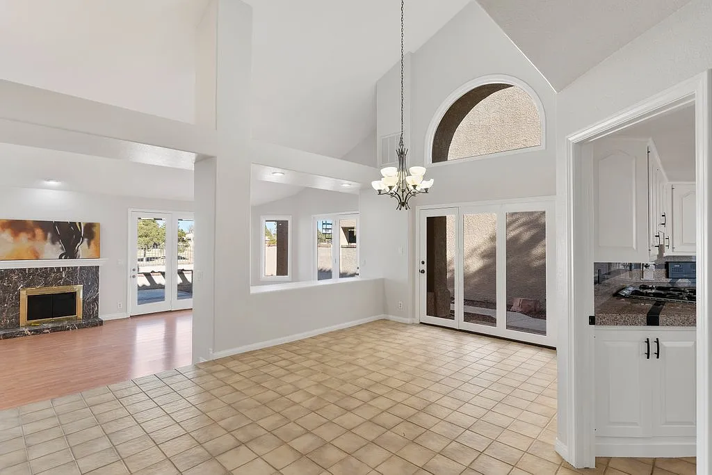7656 Boca Raton Dr — Photo 3