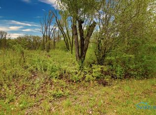 9271 Frankfort Rd, Holland, OH 43528