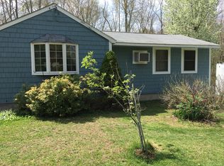 295 Pendleton Hill Rd, North Stonington, CT 06359