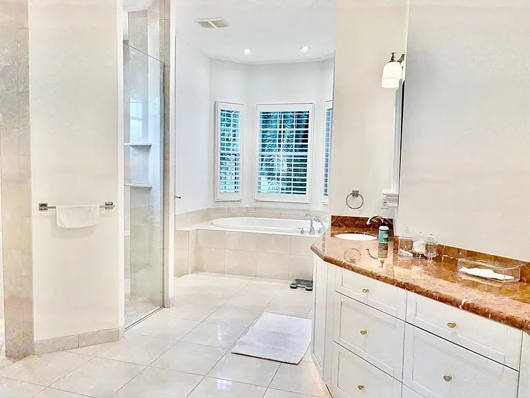 1627 Barbados Ct — Photo 11