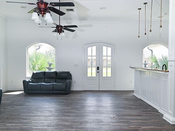5th image of 219 Bienville Blvd