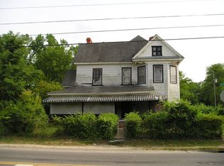 135 Blount St, Fayetteville, NC 28301
